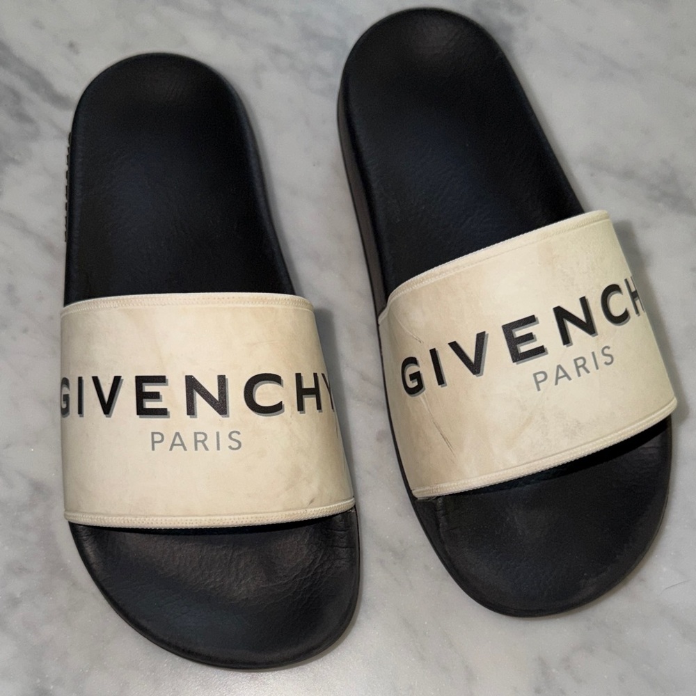 Givenchy Black Footbed Slides with Cream Logo Strap youth size 2-2.5